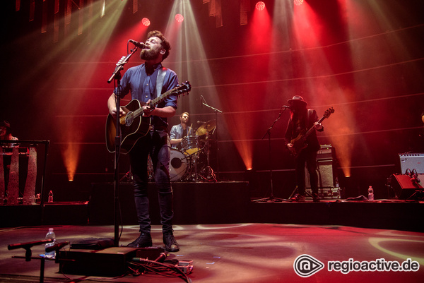 Elektrisierend - Bilder von Passenger & Band live in der Jahrhunderthalle Frankfurt 