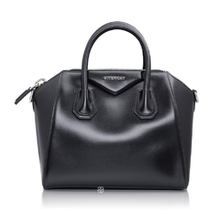 Givenchy	Small Antigona in Black Smooth Leather