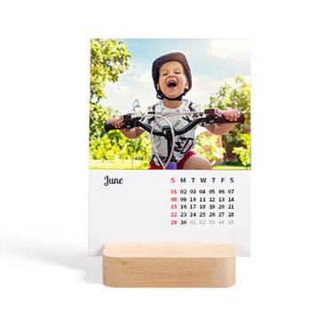 personalized wooden base desk calendar with photos jean coutu pharmacy