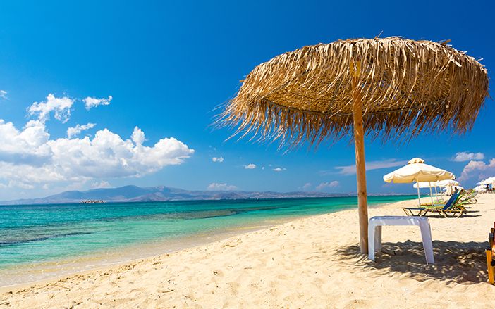 Plage de sable sur Naxos