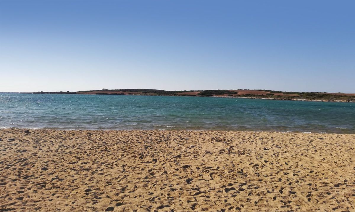 Plage de sable sur Antiparos