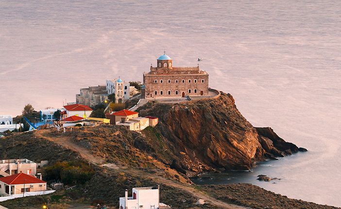 Το εκκλησάκι του Αγίου Νικολάου στα Ψαρά