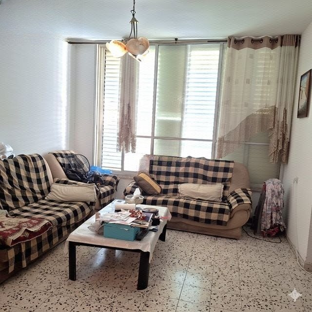 Spacious Bialik Retreat