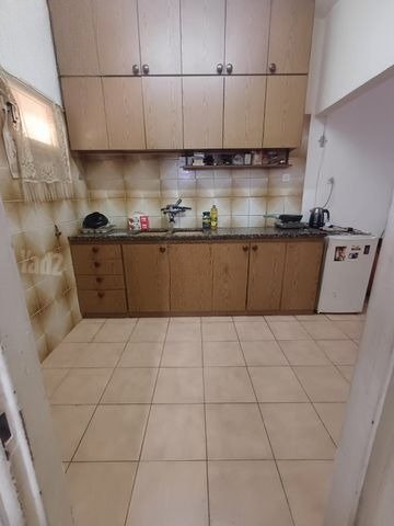Compact Investment Studio
