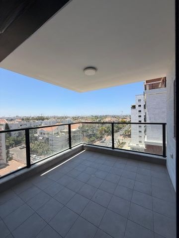 פנינה מודרנית ברעננה