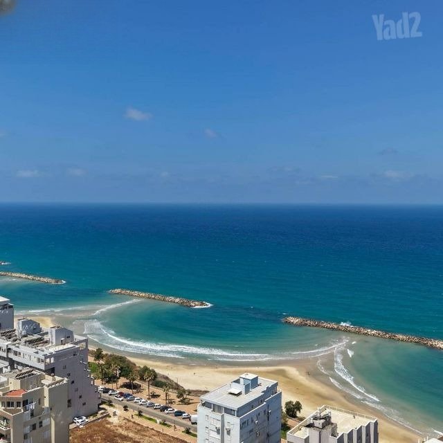 פנינת חוף יוקרתית