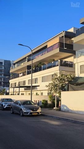 Tranquil Garden Duplex