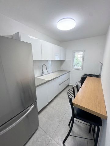 Modern Rehovot Retreat