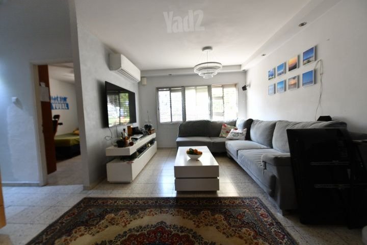 Spacious Parkside Potential