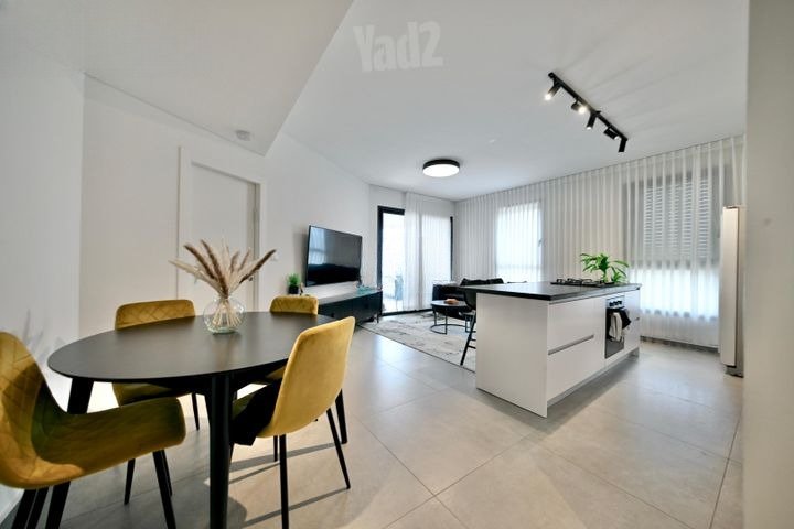 Modern Ono Retreat
