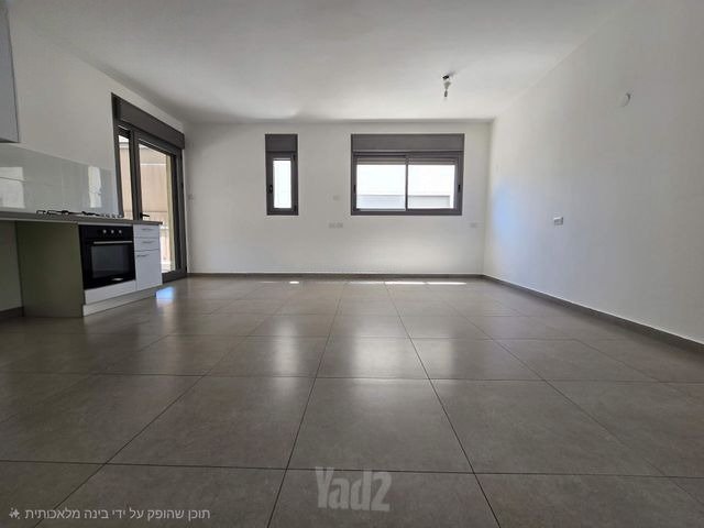 פנינה מודרנית מוארת