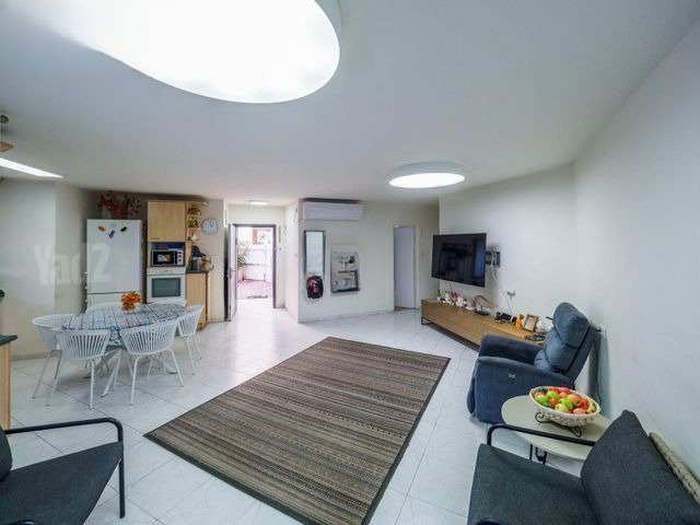Spacious Garden Duplex