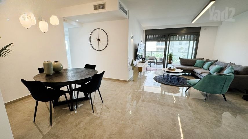 Modern Coastal Haven