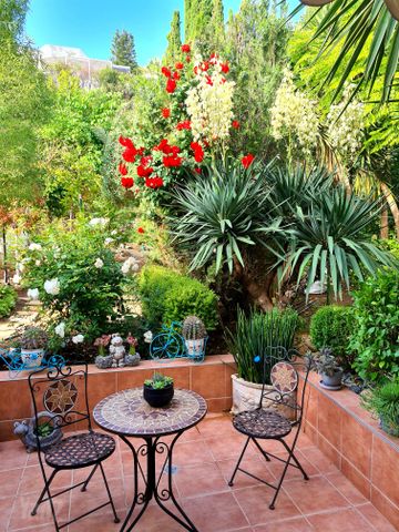 Spectacular Garden Villa