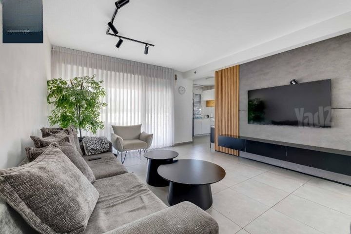 Modern Urban Haven