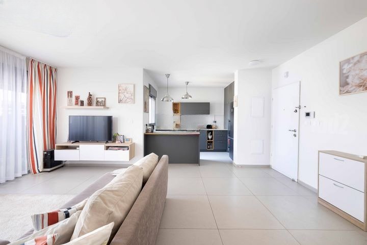 Modern Rehovot Haven