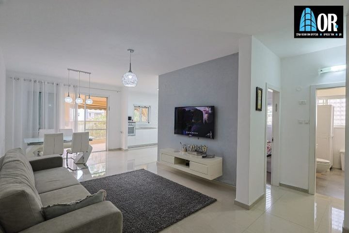 פנינת בוטיק מוארת