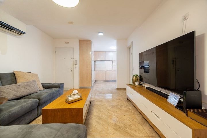 Renovated Garden Haven