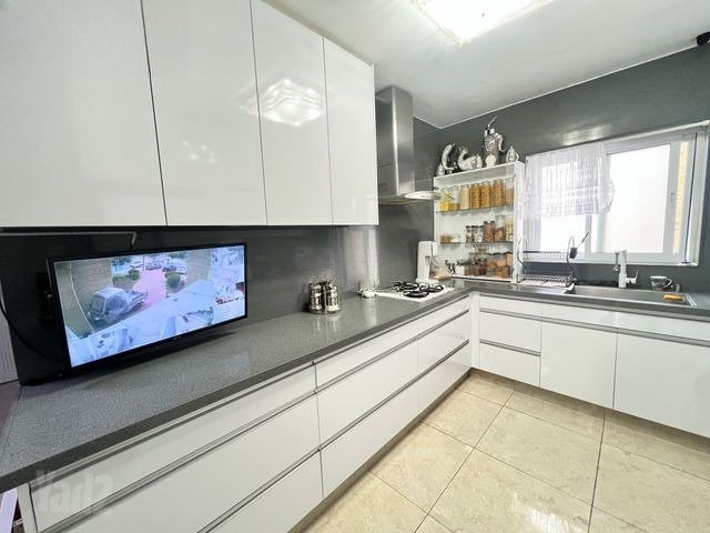 Upgraded Ramla Retreat