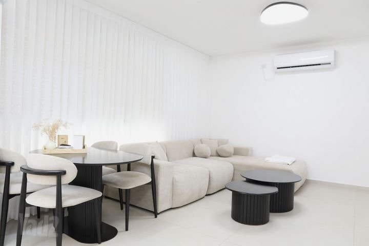 Pristine Urban Nest