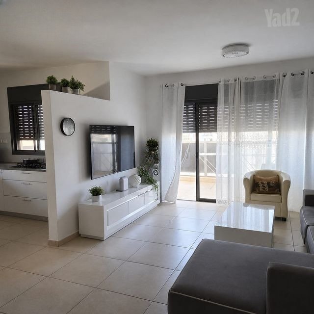 Bright Modern Oasis