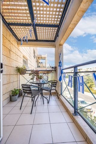 פנינת גינה מודרנית