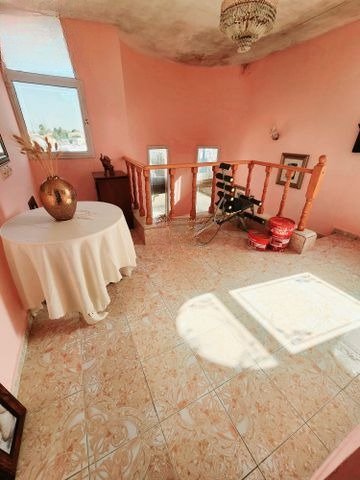 Spacious Corner Cottage
