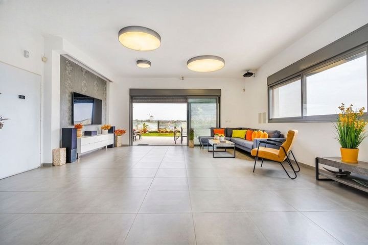 Modern Sky Retreat