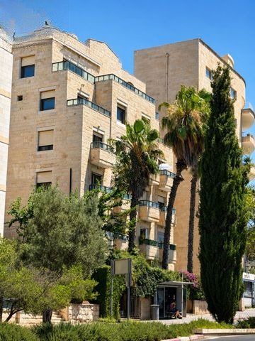 פנטהאוז יוקרתי בטלביה