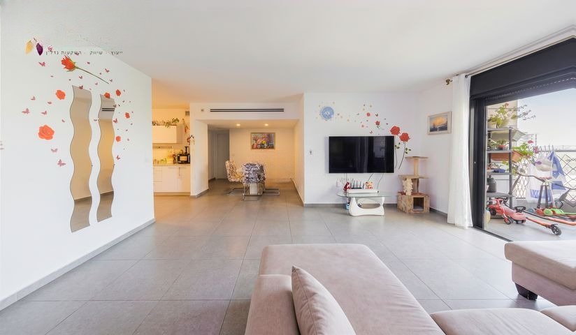 Spacious Family Retreat