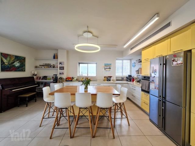 Modern Family Retreat