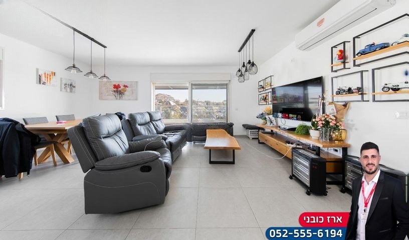 Modern Duplex Penthouse