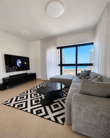 High-Rise Ocean Gem
