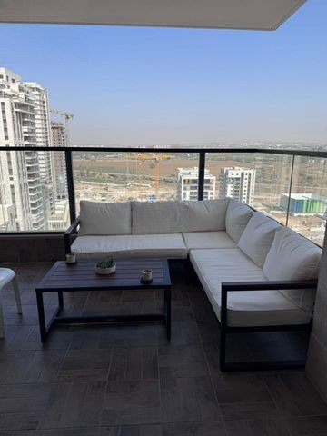 Modern High-Floor Haven