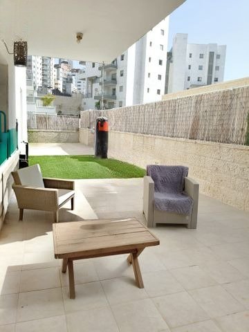 פנינת גן מודרנית