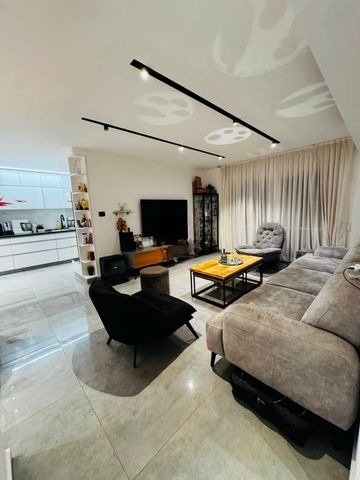 Chic Family Oasis