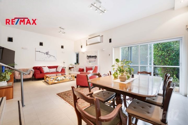 Sunlit Rehovot Retreat