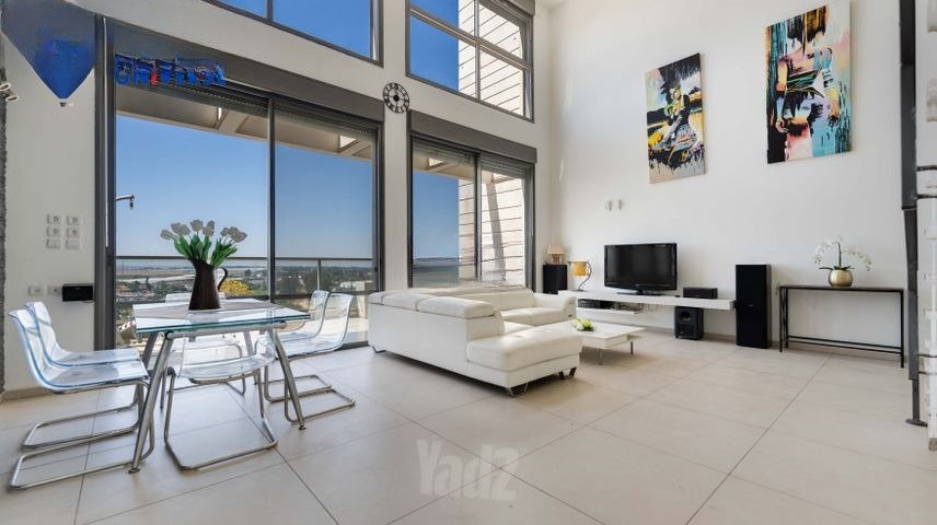 Soaring Sky Loft