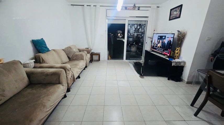 Bright Ramla Retreat