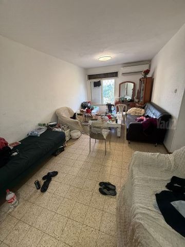 Rehovot Fixer Upper