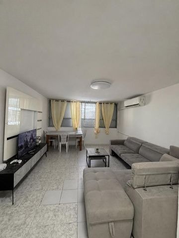 Bright Ramla Retreat