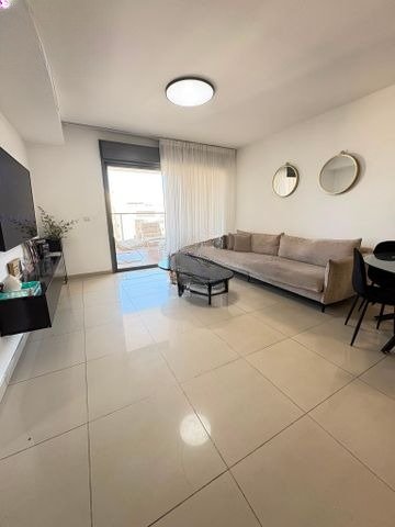 Spacious Modern Haven