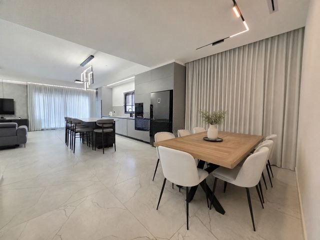 Chic Shikma Penthouse