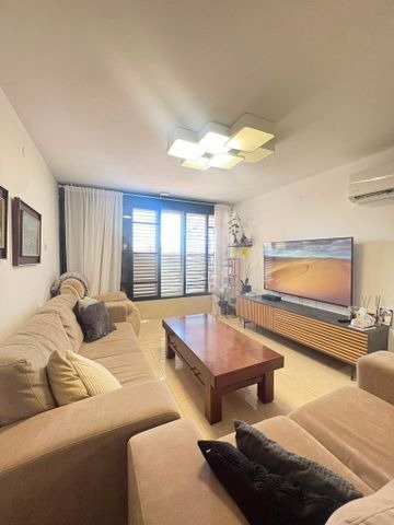 Bright Ramla Retreat