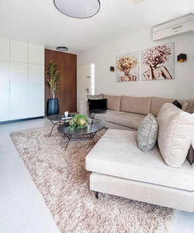 Chic Valley Retreat
