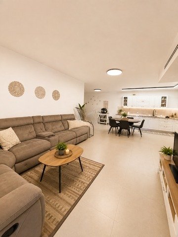 Spacious Modern Haven