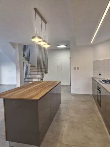 Pristine Modern Cottage