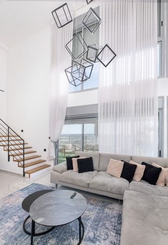 Luxurious Sky Duplex