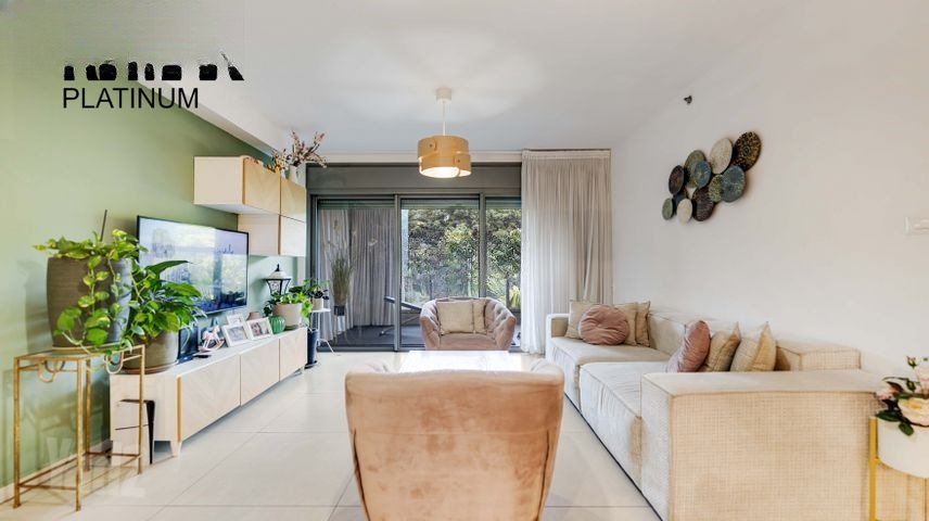 Spacious Monosson Retreat