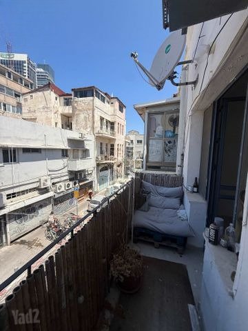 פנינה מוארת בפלורנטין